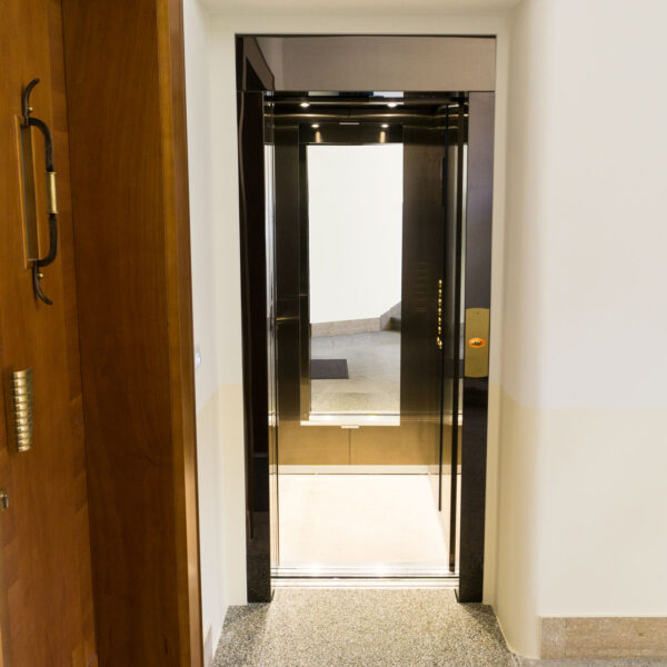 Soluzioni per l'elevazione a Udine e provincia - Elevatori - Ascensori per condomini